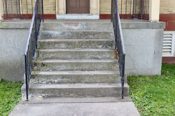 Cost of Concrete Steps Removal in Jefferson City