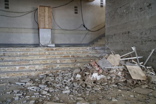 Cost of Cement Steps Removal in Jefferson City